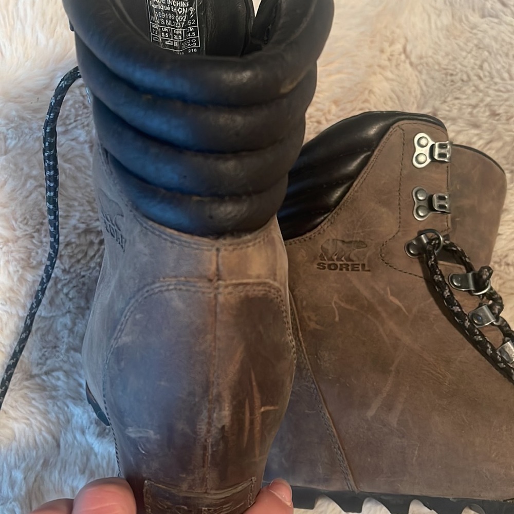 Gray Sorel Boots - Picture 7 of 7
